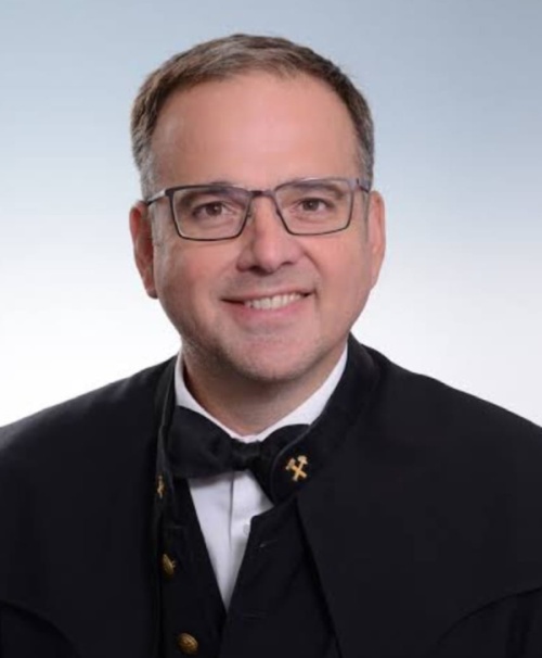 Prof. Dr. Helmut Flachberger